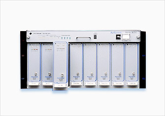ラックマウント・イーサネット・インテリジェント圧力スキャナー NetScanner™ System 9816/98RK